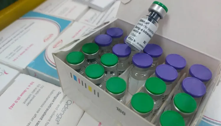 doses vacina dengue qdenga