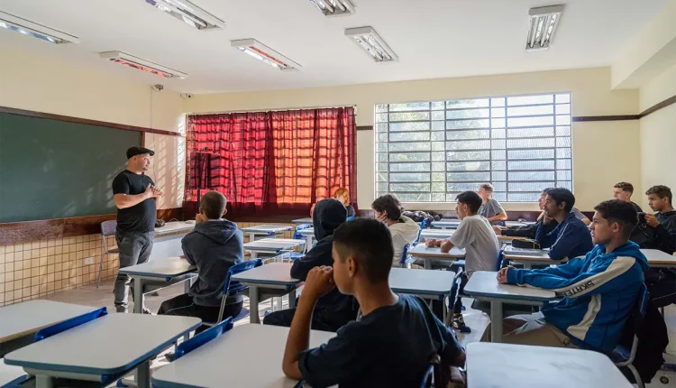 sala de aula colégio estadual PSS