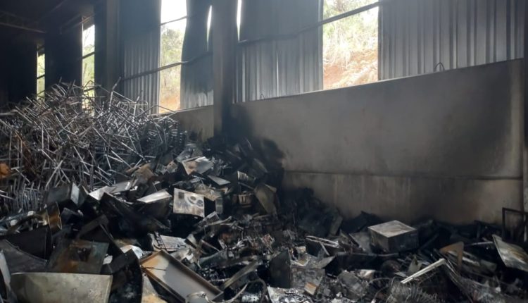 incendio barrracão prefeitura pato Branco