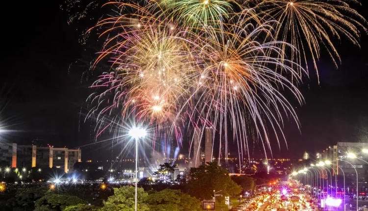 fogos de artifício estampido